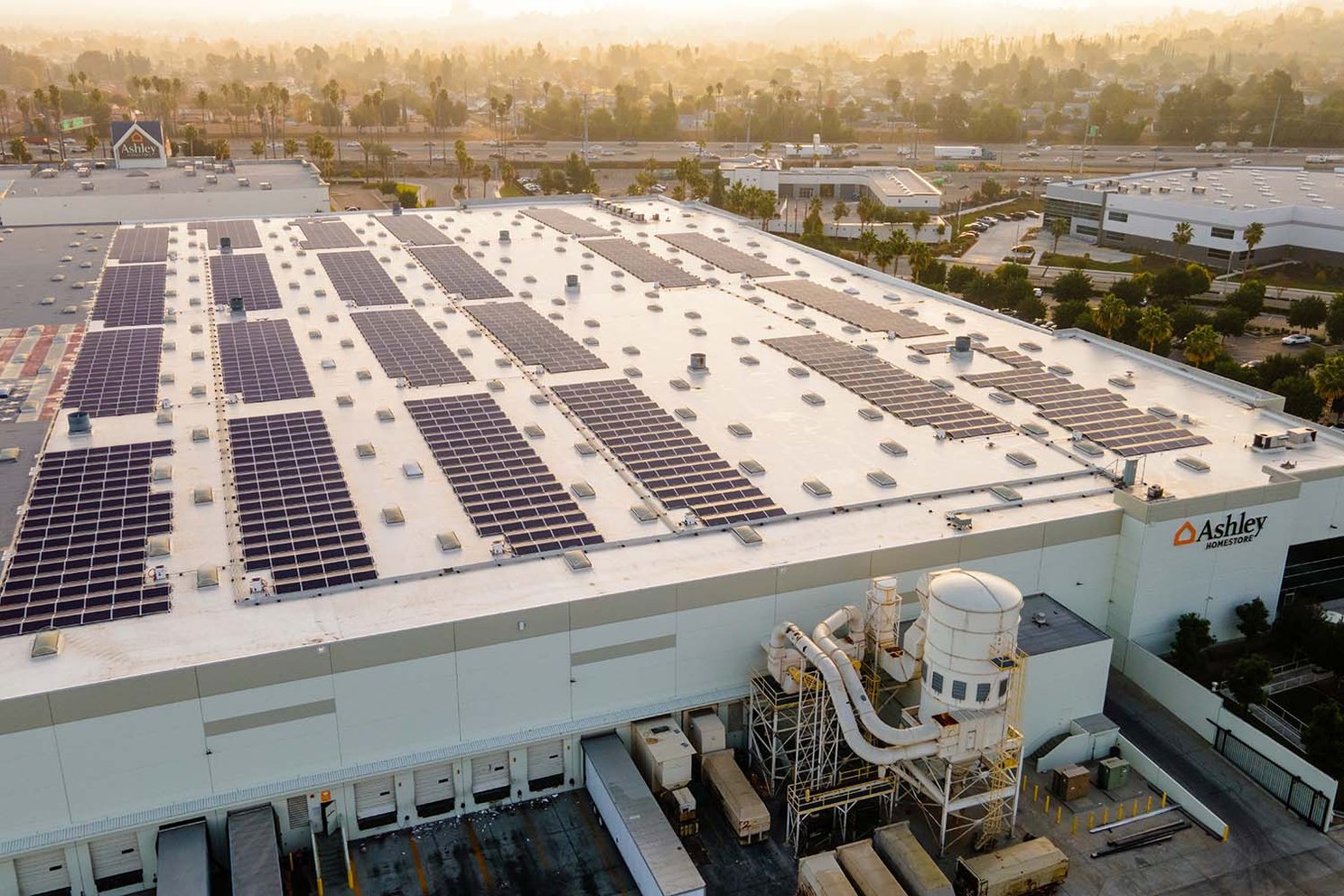 Solar-panels-california-company-sunpeak